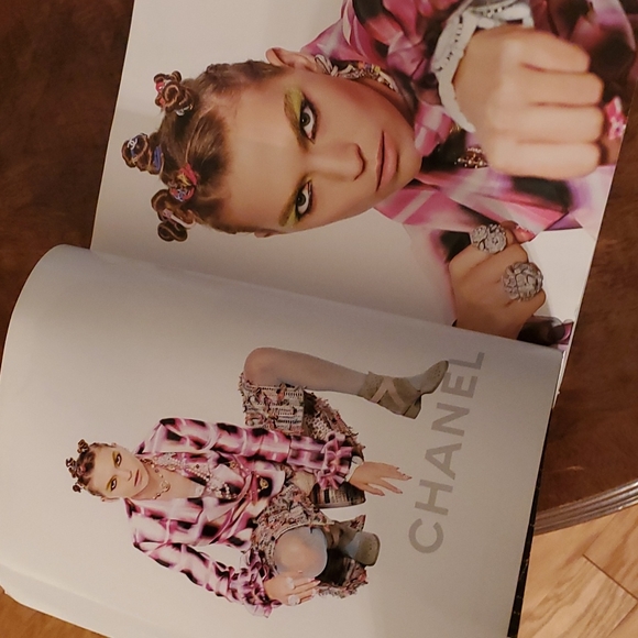 Bazaar magazine 150th anniversary collector's edition - Picture 9 of 16